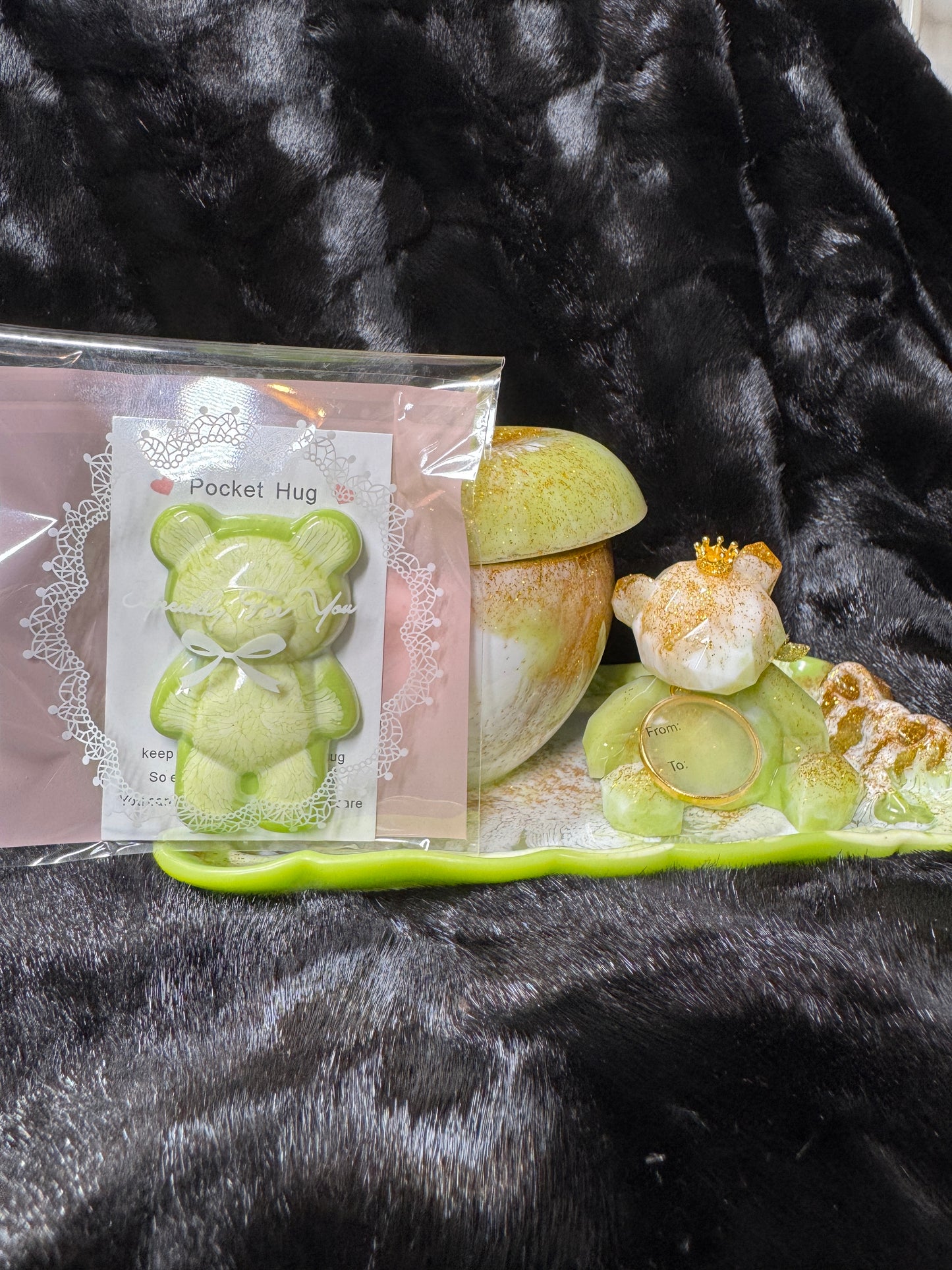 Golden Wishes - Baby Shower Gift Set